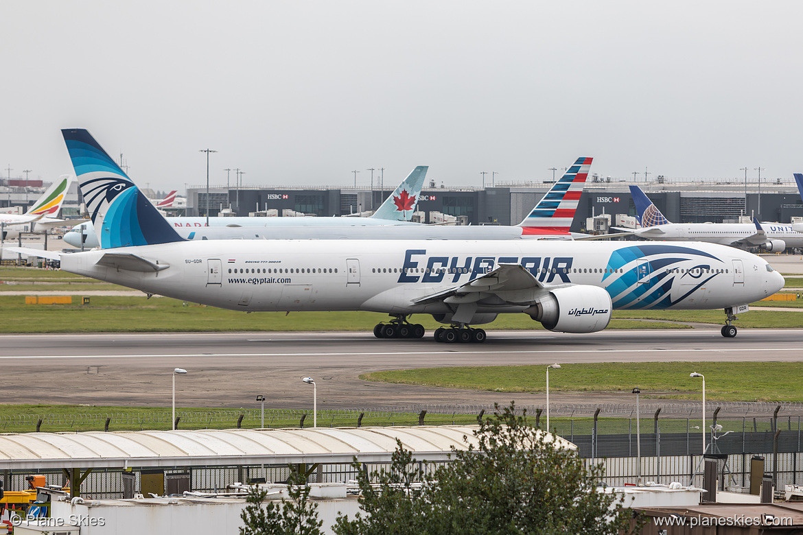 EgyptAir Boeing 777-300ER SU-GDR at London Heathrow Airport (EGLL/LHR)