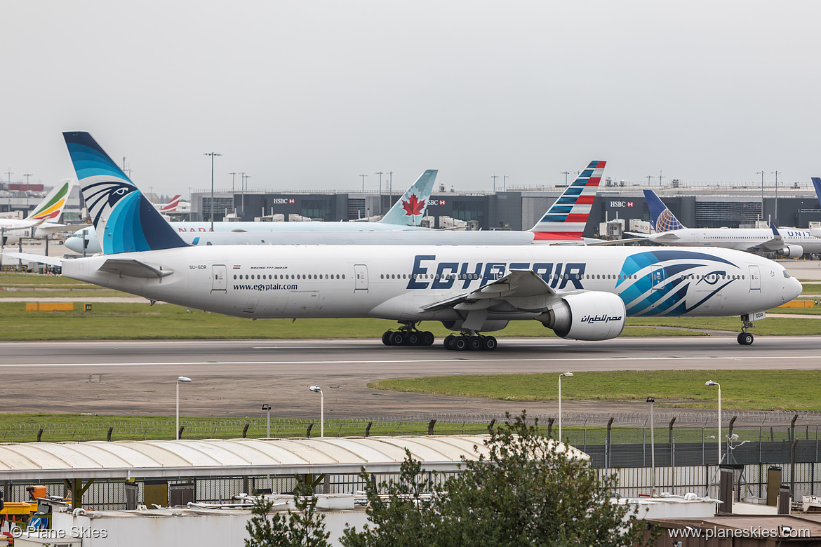 EgyptAir Boeing 777-300ER SU-GDR at London Heathrow Airport (EGLL/LHR) EgyptAir Boeing 777-300ER SU-GDR at London Heathrow Airport (EGLL/LHR)