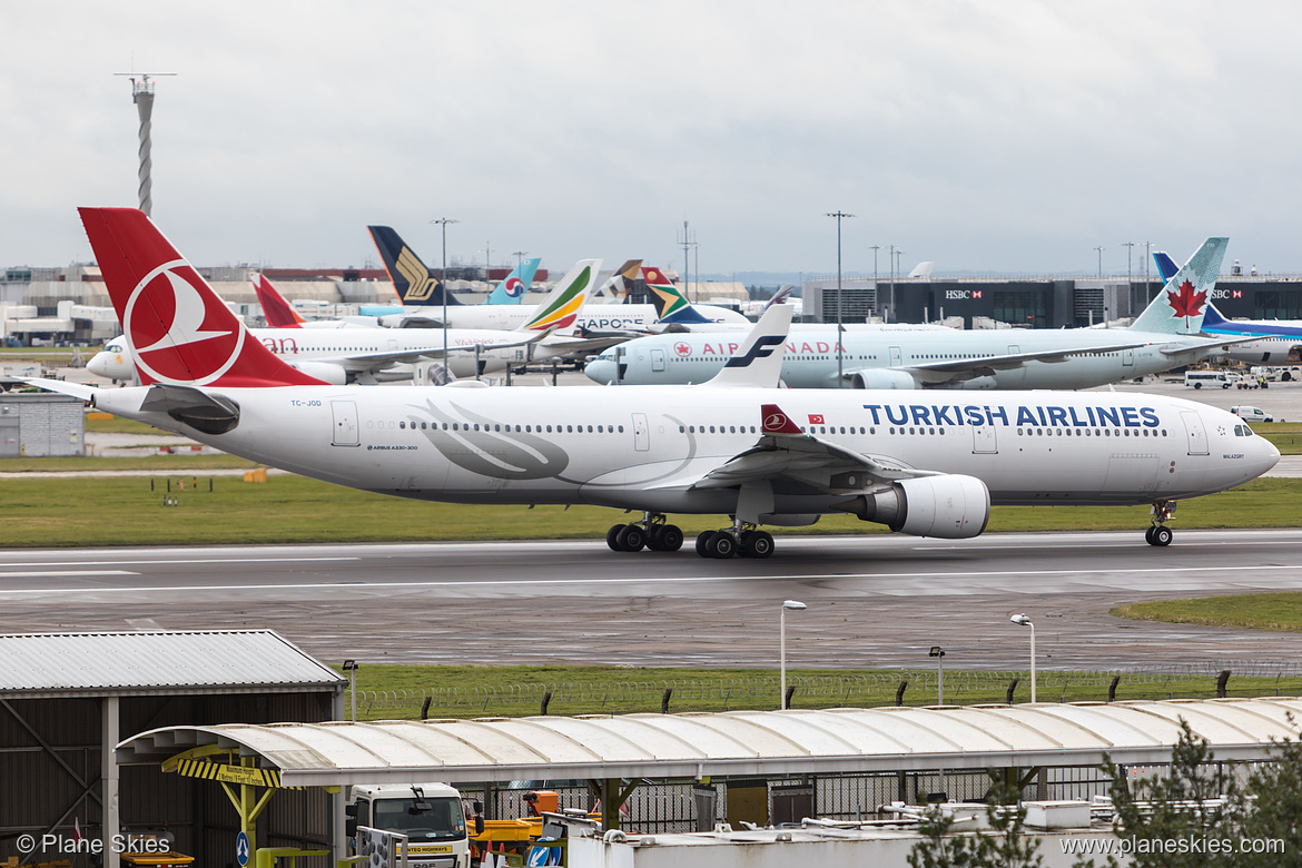 Turkish Airlines Airbus A330-300 TC-JOD at London Heathrow Airport (EGLL/LHR) Turkish Airlines Airbus A330-300 TC-JOD at London Heathrow Airport (EGLL/LHR)