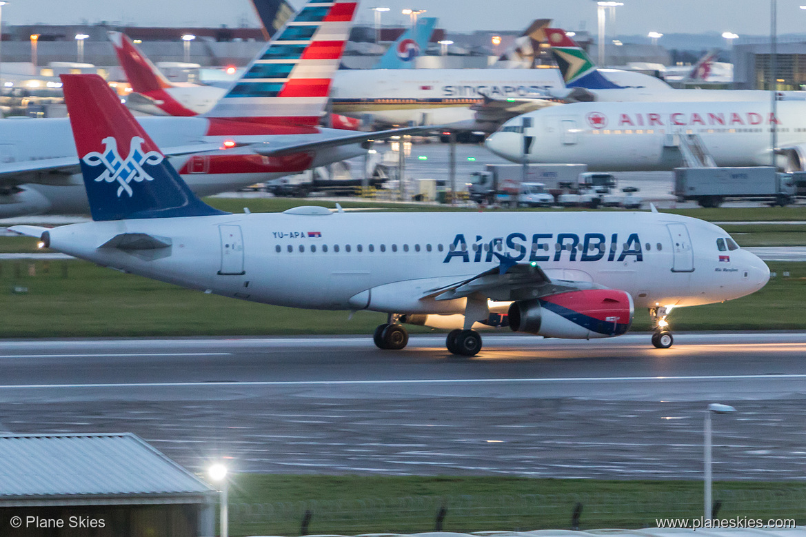 AirSERBIA Airbus A319-100 YU-APA at London Heathrow Airport (EGLL/LHR)