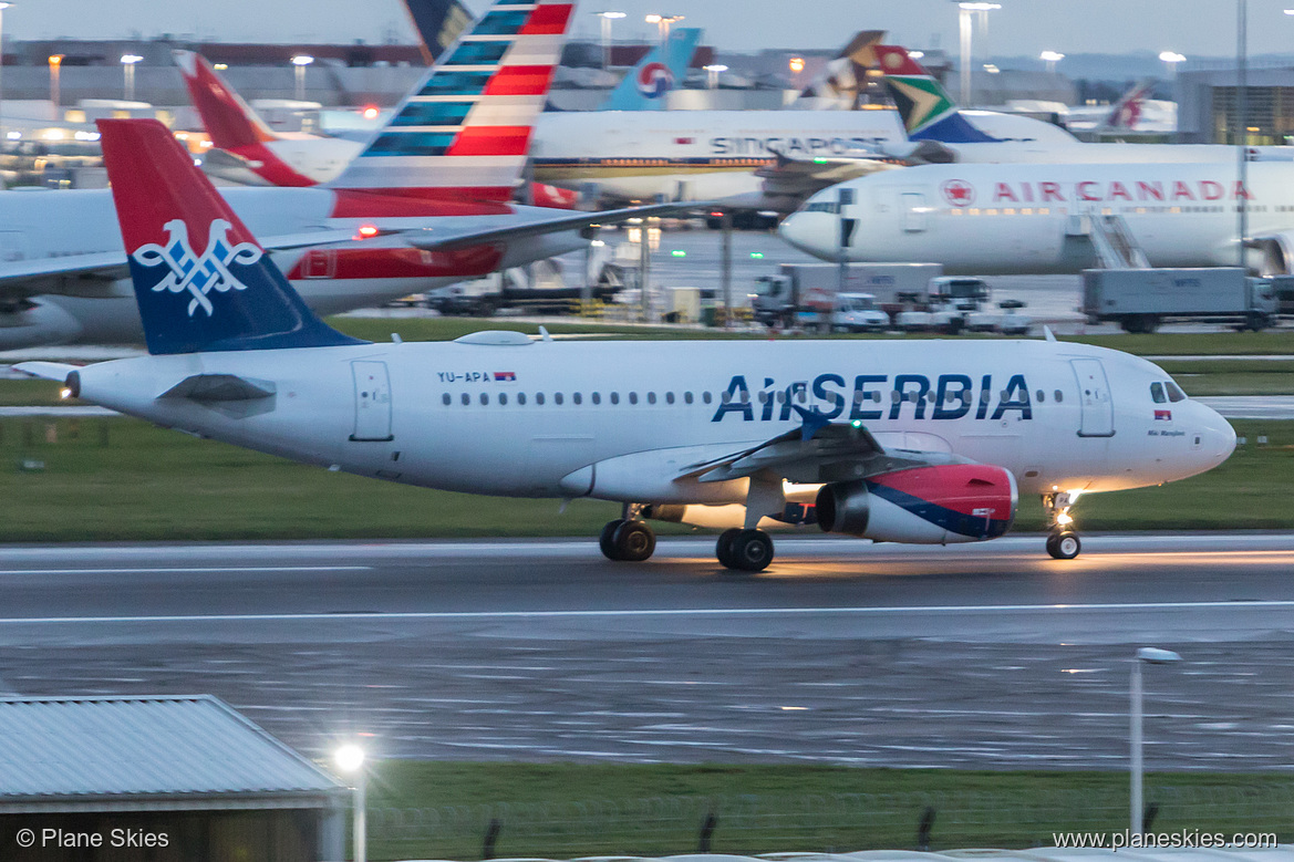 AirSERBIA Airbus A319-100 YU-APA at London Heathrow Airport (EGLL/LHR) AirSERBIA Airbus A319-100 YU-APA at London Heathrow Airport (EGLL/LHR)