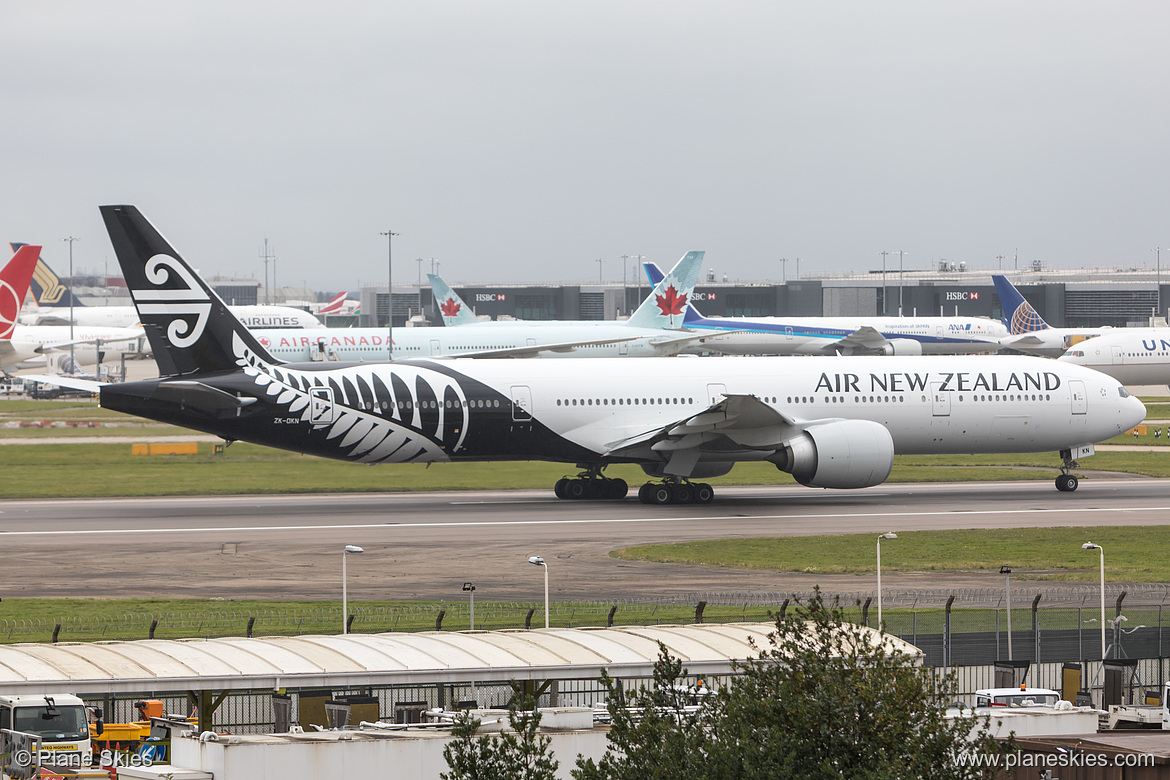 Air New Zealand Boeing 777-300ER ZK-OKN at London Heathrow Airport (EGLL/LHR) Air New Zealand Boeing 777-300ER ZK-OKN at London Heathrow Airport (EGLL/LHR)
