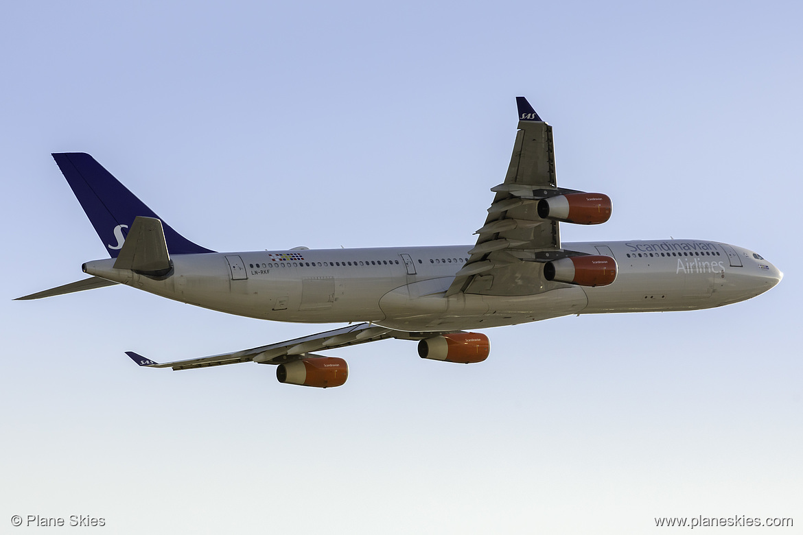 Scandinavian Airlines Airbus A340-300 LN-RKF at San Francisco International Airport (KSFO/SFO) Scandinavian Airlines Airbus A340-300 LN-RKF at San Francisco International Airport (KSFO/SFO)