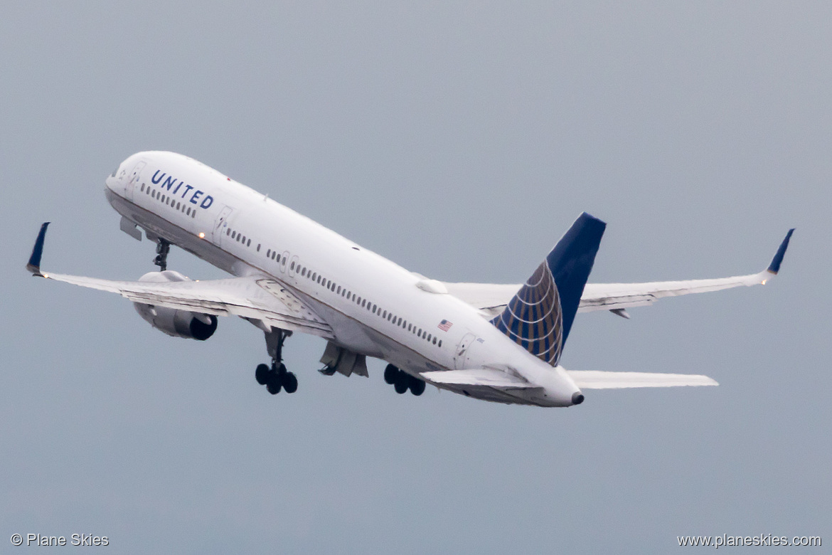 United Airlines Boeing 757-200 N14102 at San Francisco International Airport (KSFO/SFO)