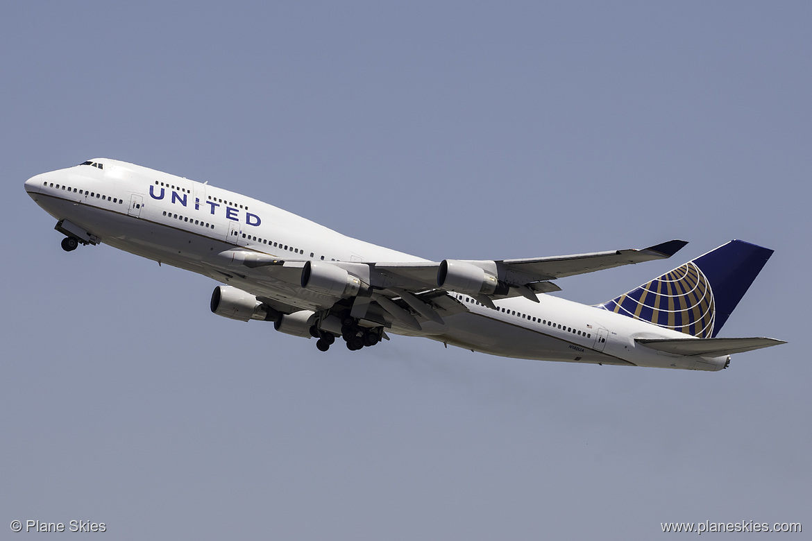 United Airlines Boeing 747-400 N180UA at San Francisco International Airport (KSFO/SFO) United Airlines Boeing 747-400 N180UA at San Francisco International Airport (KSFO/SFO)