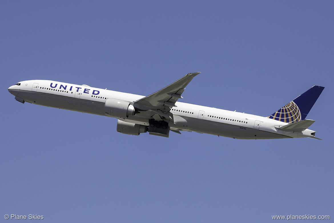 United Airlines Boeing 777-300ER N2639U at San Francisco International Airport (KSFO/SFO) United Airlines Boeing 777-300ER N2639U at San Francisco International Airport (KSFO/SFO)