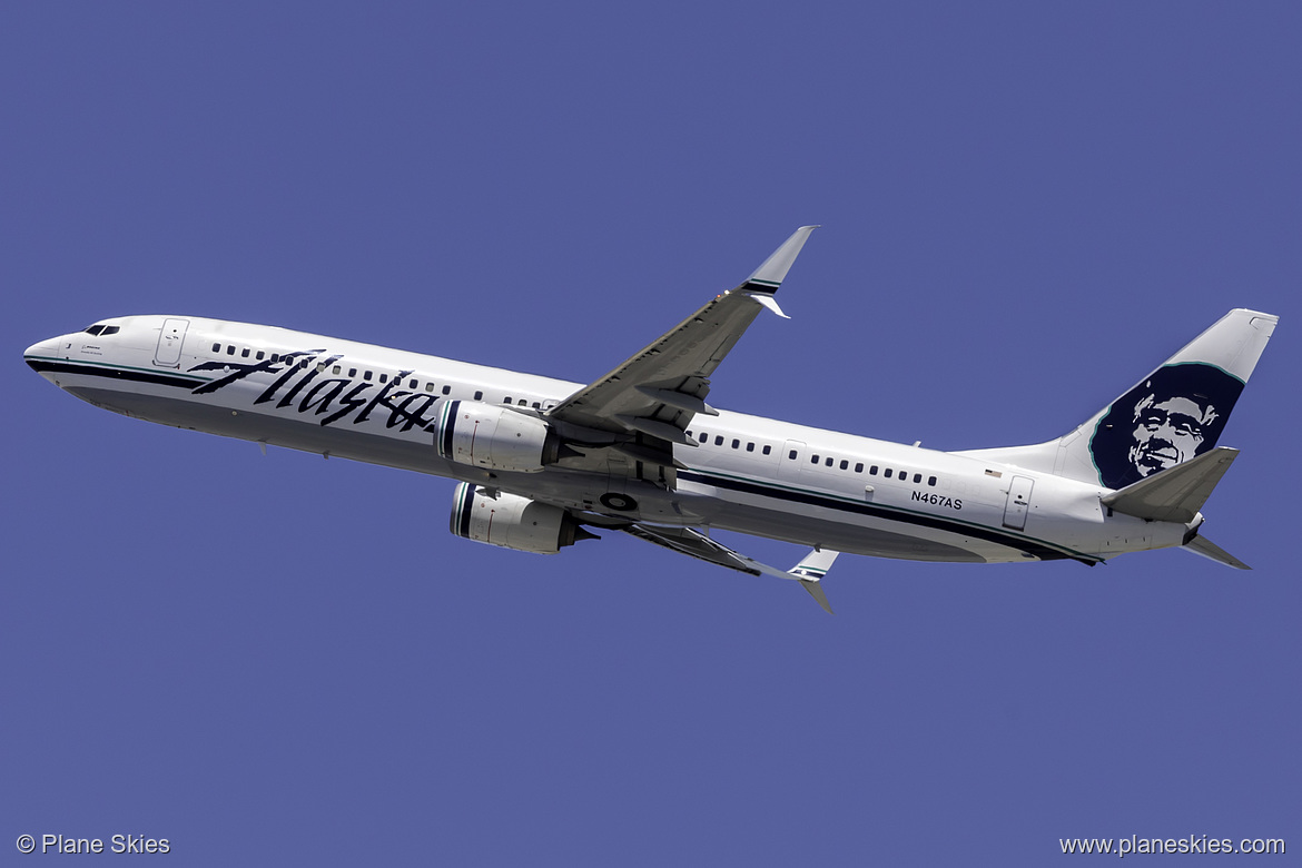 Alaska Airlines Boeing 737-900ER N467AS at San Francisco International Airport (KSFO/SFO) Alaska Airlines Boeing 737-900ER N467AS at San Francisco International Airport (KSFO/SFO)