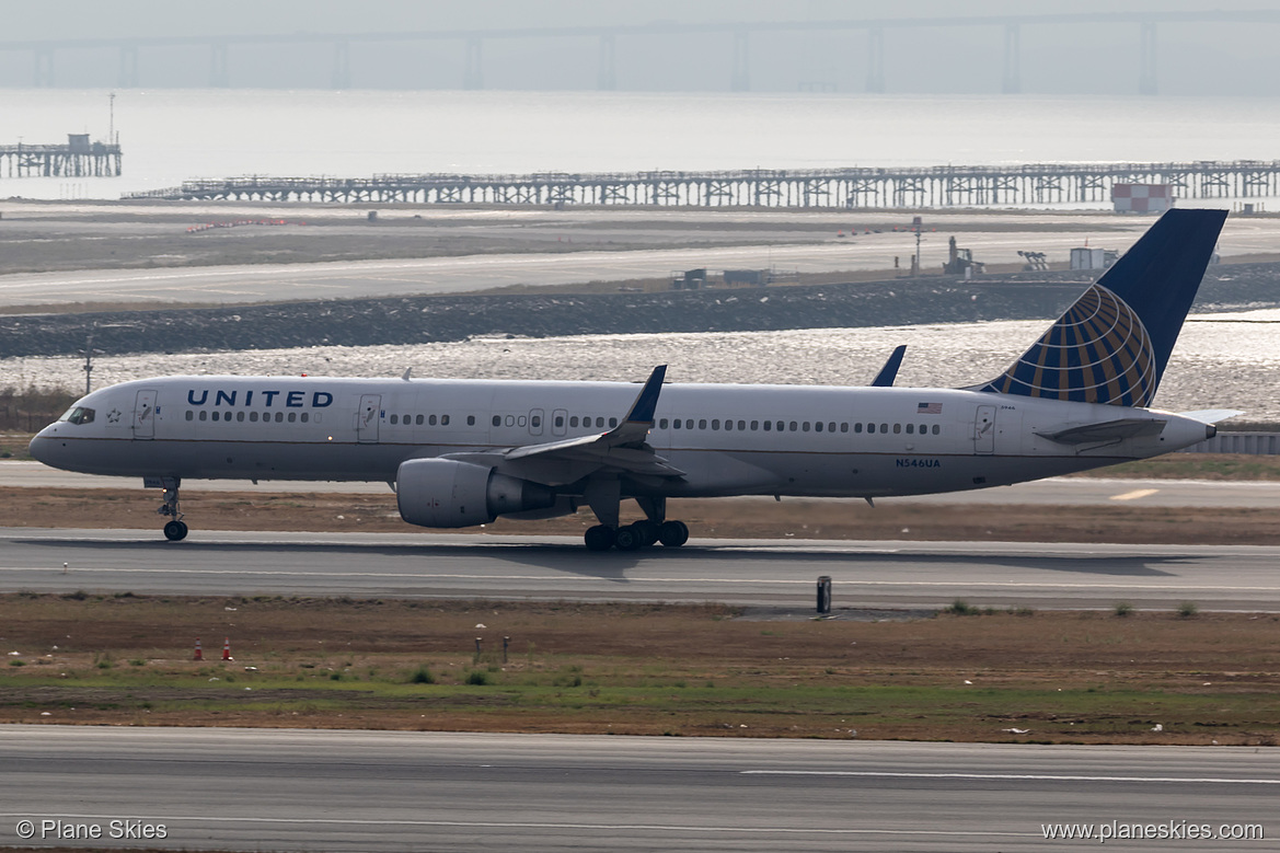 United Airlines Boeing 757-200 N546UA at San Francisco International Airport (KSFO/SFO) United Airlines Boeing 757-200 N546UA at San Francisco International Airport (KSFO/SFO)