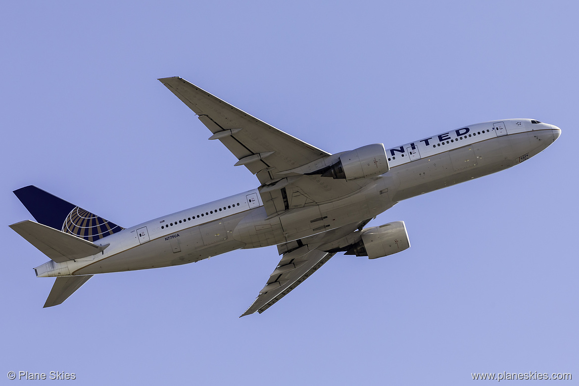 United Airlines Boeing 777-200 N779UA at San Francisco International Airport (KSFO/SFO)