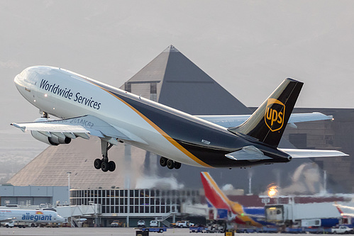 UPS Airlines Airbus A300-600 N135UP at McCarran International Airport (KLAS/LAS) UPS Airlines Airbus A300-600 N135UP at McCarran International Airport (KLAS/LAS)