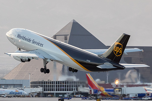 UPS Airlines Airbus A300-600 N135UP at McCarran International Airport (KLAS/LAS)