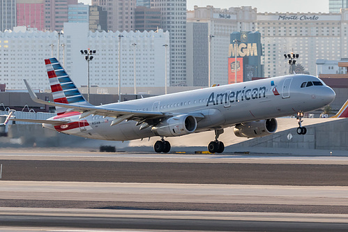 American Airlines Airbus A321-200 N151AN at McCarran International Airport (KLAS/LAS) American Airlines Airbus A321-200 N151AN at McCarran International Airport (KLAS/LAS)