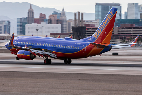 Southwest Airlines Boeing 737-700 N212WN at McCarran International Airport (KLAS/LAS) Southwest Airlines Boeing 737-700 N212WN at McCarran International Airport (KLAS/LAS)