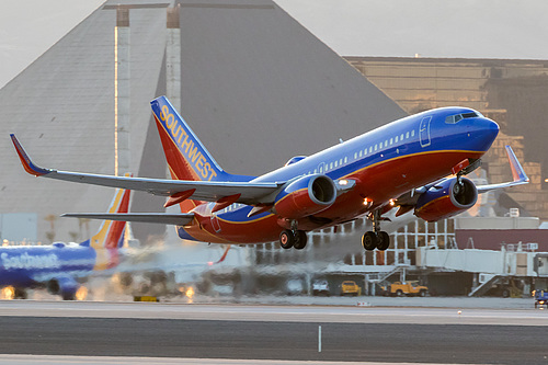 Southwest Airlines Boeing 737-700 N221WN at McCarran International Airport (KLAS/LAS) Southwest Airlines Boeing 737-700 N221WN at McCarran International Airport (KLAS/LAS)