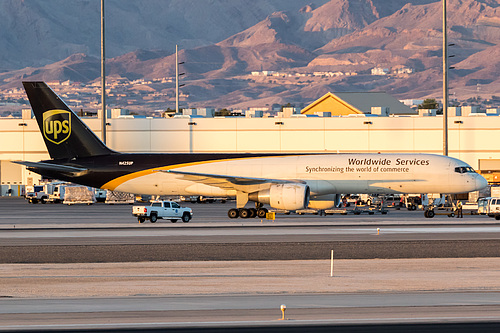 UPS Airlines Boeing 757-200F N425UP at McCarran International Airport (KLAS/LAS) UPS Airlines Boeing 757-200F N425UP at McCarran International Airport (KLAS/LAS)
