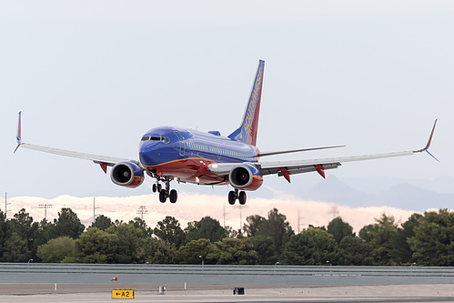 Southwest Airlines Boeing 737-700 N455WN at McCarran International Airport (KLAS/LAS)