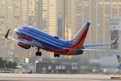 Southwest Airlines Boeing 737-700 N455WN at McCarran International Airport (KLAS/LAS)