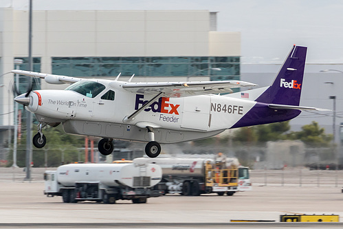 FedEx Cessna 208B Super Cargomaster N846FE at McCarran International Airport (KLAS/LAS) FedEx Cessna 208B Super Cargomaster N846FE at McCarran International Airport (KLAS/LAS)