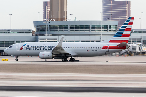 American Airlines Boeing 737-800 N867NN at McCarran International Airport (KLAS/LAS) American Airlines Boeing 737-800 N867NN at McCarran International Airport (KLAS/LAS)