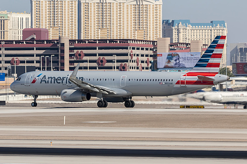 American Airlines Airbus A321-200 N932AM at McCarran International Airport (KLAS/LAS)