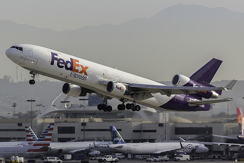 FedEx McDonnell Douglas MD-11F N528FE at Los Angeles International Airport (KLAX/LAX)
