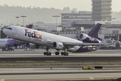 FedEx McDonnell Douglas MD-11F N617FE at Los Angeles International Airport (KLAX/LAX) FedEx McDonnell Douglas MD-11F N617FE at Los Angeles International Airport (KLAX/LAX)