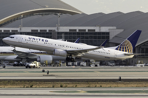 United Airlines Boeing 737-900ER N62884 at Los Angeles International Airport (KLAX/LAX) United Airlines Boeing 737-900ER N62884 at Los Angeles International Airport (KLAX/LAX)