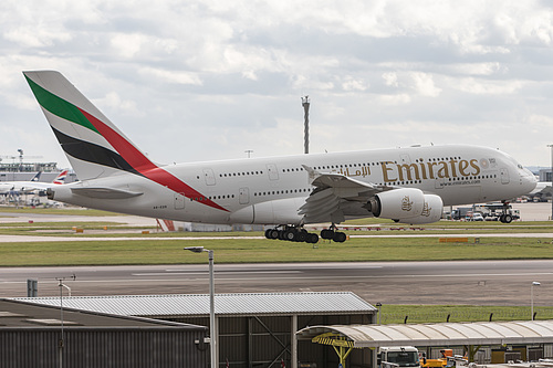 Emirates Airbus A380-800 A6-EDR at London Heathrow Airport (EGLL/LHR)