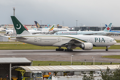 Pakistan International Airlines Boeing 777-200ER AP-BHX at London Heathrow Airport (EGLL/LHR) Pakistan International Airlines Boeing 777-200ER AP-BHX at London Heathrow Airport (EGLL/LHR)