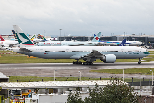 Cathay Pacific Boeing 777-300ER B-KPK at London Heathrow Airport (EGLL/LHR) Cathay Pacific Boeing 777-300ER B-KPK at London Heathrow Airport (EGLL/LHR)