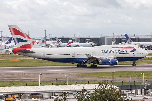 British Airways Boeing 747-400 G-BYGG at London Heathrow Airport (EGLL/LHR) British Airways Boeing 747-400 G-BYGG at London Heathrow Airport (EGLL/LHR)