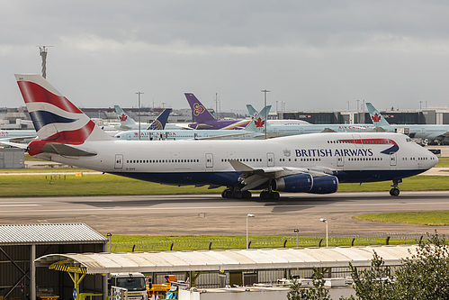 British Airways Boeing 747-400 G-CIVY at London Heathrow Airport (EGLL/LHR) British Airways Boeing 747-400 G-CIVY at London Heathrow Airport (EGLL/LHR)