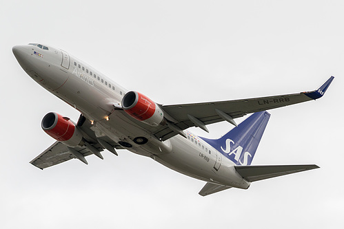 Scandinavian Airlines Boeing 737-700 LN-RRB at London Heathrow Airport (EGLL/LHR) Scandinavian Airlines Boeing 737-700 LN-RRB at London Heathrow Airport (EGLL/LHR)
