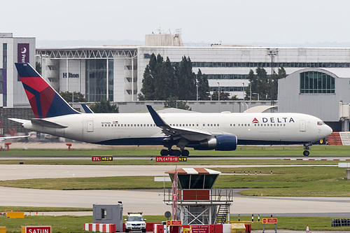 Delta Air Lines Boeing 767-300ER N179DN at London Heathrow Airport (EGLL/LHR) Delta Air Lines Boeing 767-300ER N179DN at London Heathrow Airport (EGLL/LHR)