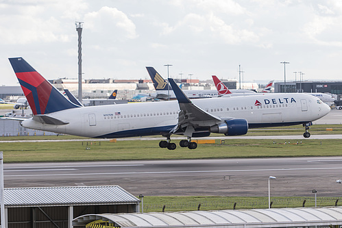 Delta Air Lines Boeing 767-300ER N197DN at London Heathrow Airport (EGLL/LHR) Delta Air Lines Boeing 767-300ER N197DN at London Heathrow Airport (EGLL/LHR)