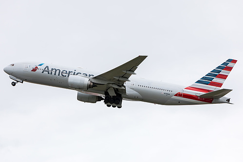 American Airlines Boeing 777-200ER N798AN at London Heathrow Airport (EGLL/LHR) American Airlines Boeing 777-200ER N798AN at London Heathrow Airport (EGLL/LHR)