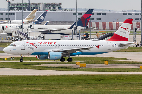 Austrian Airlines Airbus A320-200 OE-LBS at London Heathrow Airport (EGLL/LHR) Austrian Airlines Airbus A320-200 OE-LBS at London Heathrow Airport (EGLL/LHR)