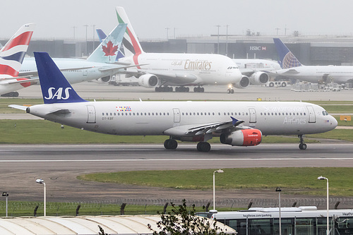 Scandinavian Airlines Airbus A321-200 OY-KBF at London Heathrow Airport (EGLL/LHR)