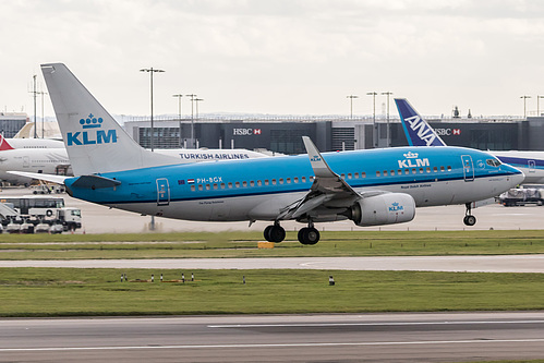KLM Boeing 737-700 PH-BGX at London Heathrow Airport (EGLL/LHR)