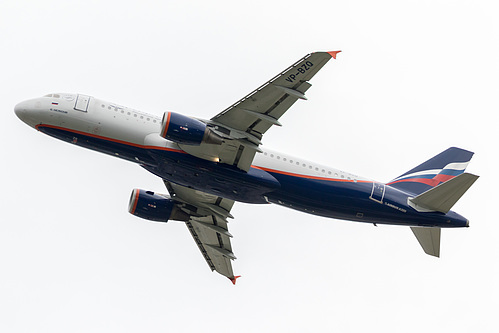 Aeroflot Airbus A320-200 VP-BZQ at London Heathrow Airport (EGLL/LHR)