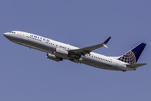 United Airlines Boeing 737-900ER N45440 at San Francisco International Airport (KSFO/SFO)