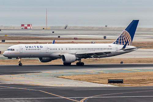 United Airlines Boeing 757-200 N597UA at San Francisco International Airport (KSFO/SFO) United Airlines Boeing 757-200 N597UA at San Francisco International Airport (KSFO/SFO)