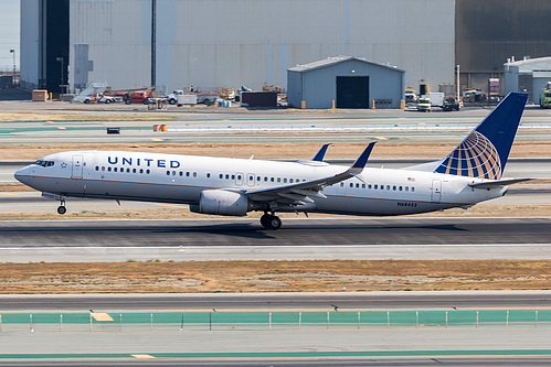 United Airlines Boeing 737-900ER N68452 at San Francisco International Airport (KSFO/SFO)