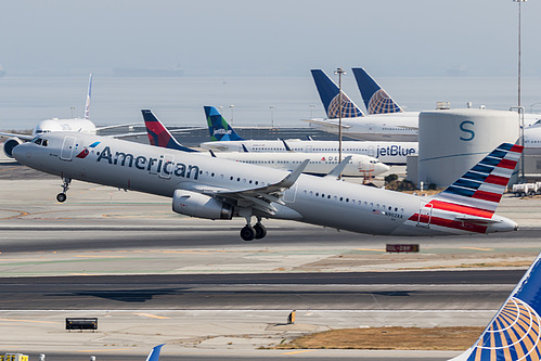 American Airlines Airbus A321-200 N902AA at San Francisco International Airport (KSFO/SFO) American Airlines Airbus A321-200 N902AA at San Francisco International Airport (KSFO/SFO)