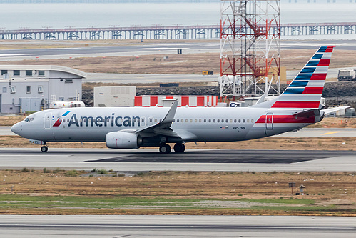 American Airlines Boeing 737-800 N952NN at San Francisco International Airport (KSFO/SFO)