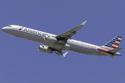 American Airlines Airbus A321-200 N993AN at San Francisco International Airport (KSFO/SFO)