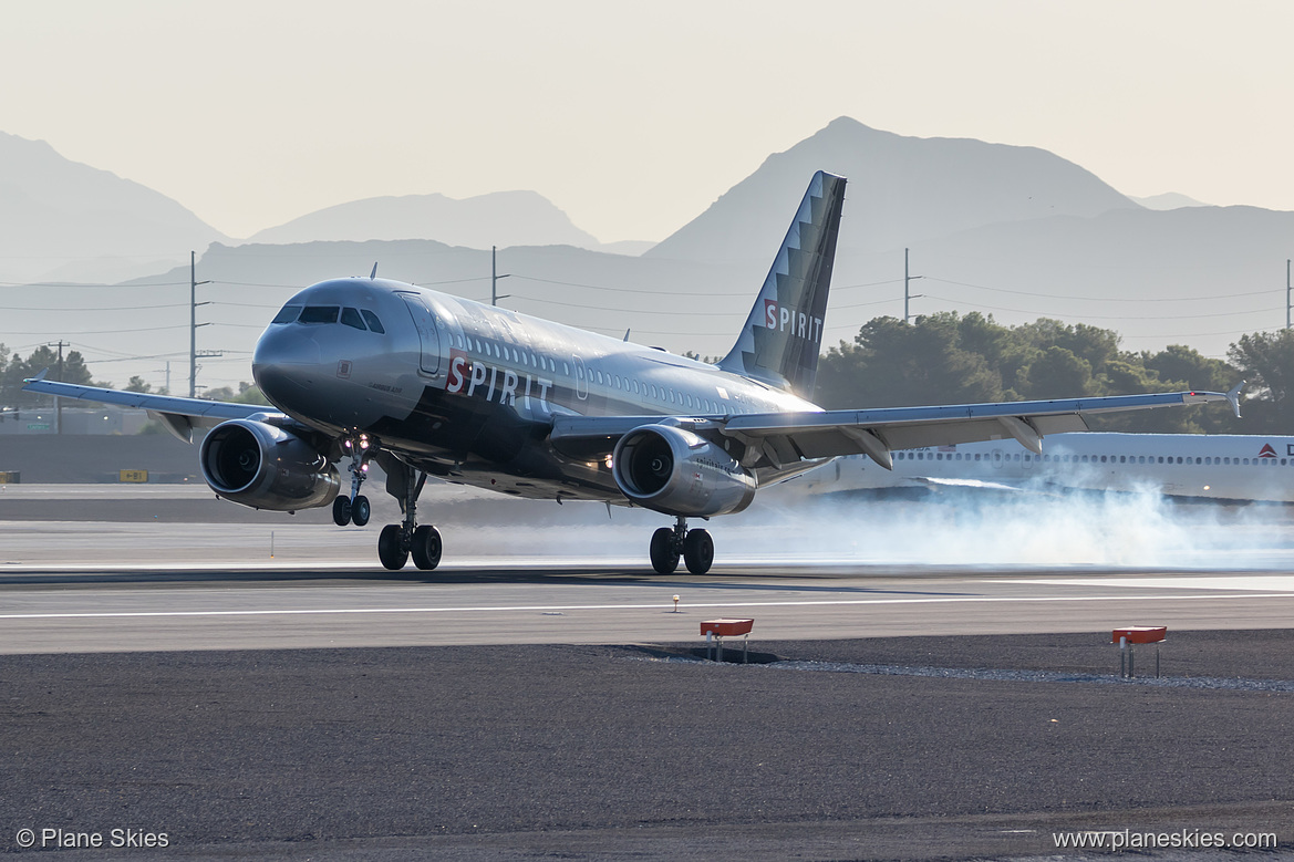 Spirit Airlines Airbus A319-100 N527NK at McCarran International Airport (KLAS/LAS) Spirit Airlines Airbus A319-100 N527NK at McCarran International Airport (KLAS/LAS)