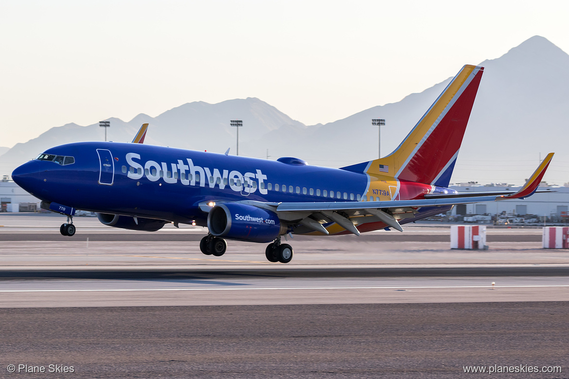 Southwest Airlines Boeing 737-700 N7719A at McCarran International Airport (KLAS/LAS)