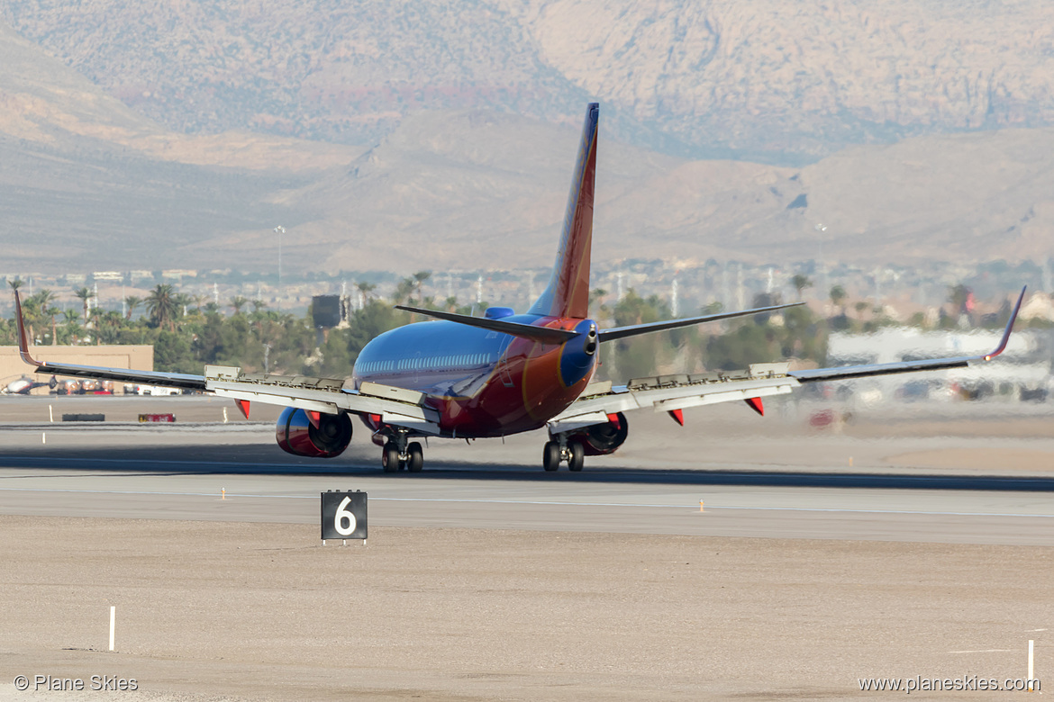 Southwest Airlines Boeing 737-700 N7721E at McCarran International Airport (KLAS/LAS) Southwest Airlines Boeing 737-700 N7721E at McCarran International Airport (KLAS/LAS)