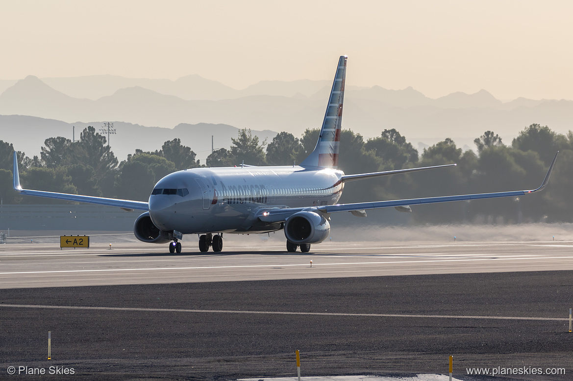 Southwest Airlines Boeing 737-700 N7750A at McCarran International Airport (KLAS/LAS) Southwest Airlines Boeing 737-700 N7750A at McCarran International Airport (KLAS/LAS)
